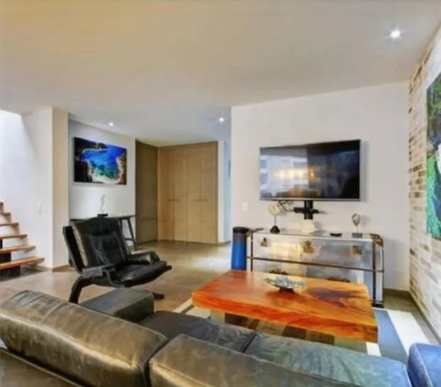 Penthouses Each With Private Sky Bar & Jacuzzi In ميديلين