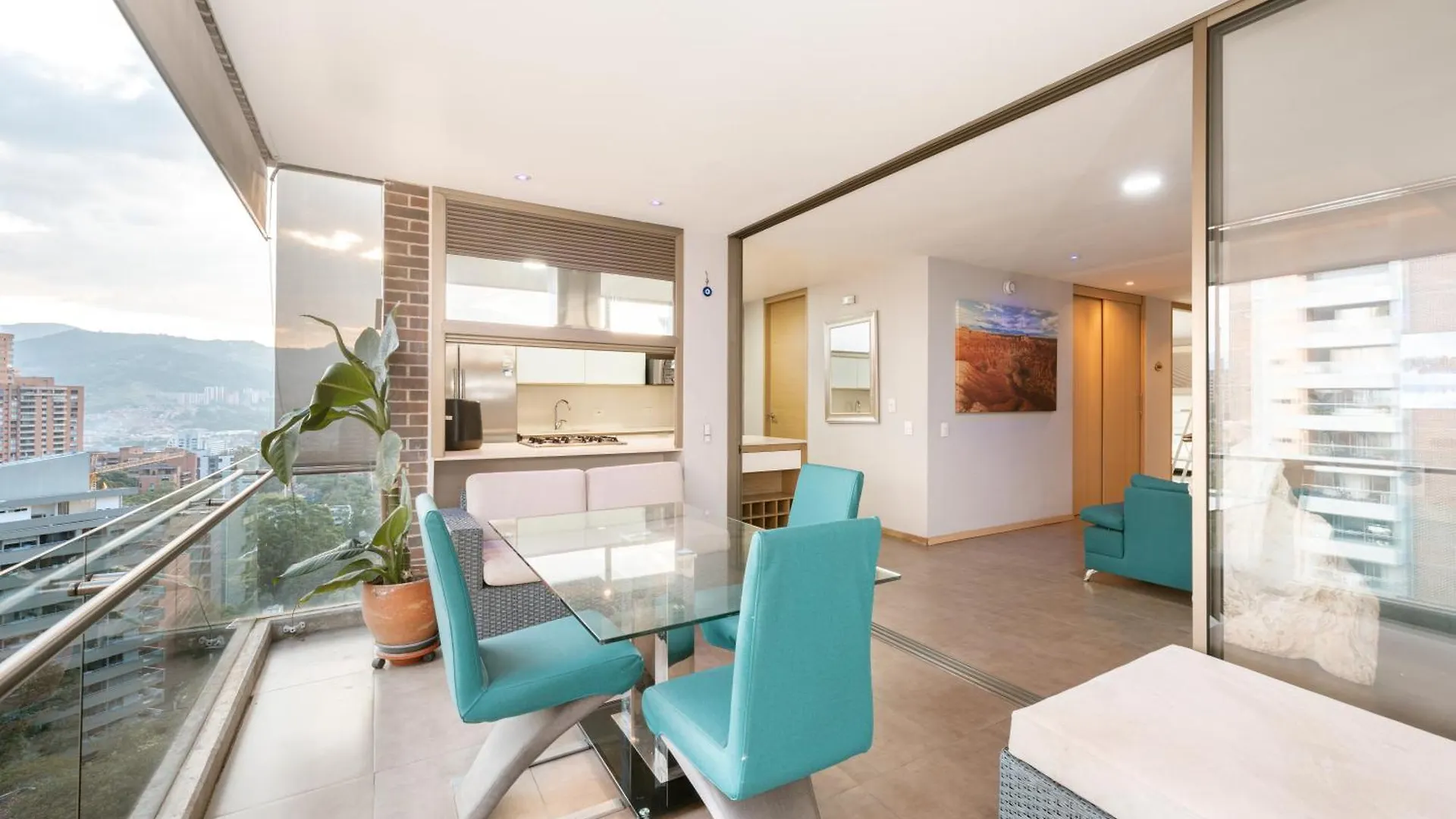 Penthouses Each With Private Sky Bar & Jacuzzi In ميديلين كولومبيا