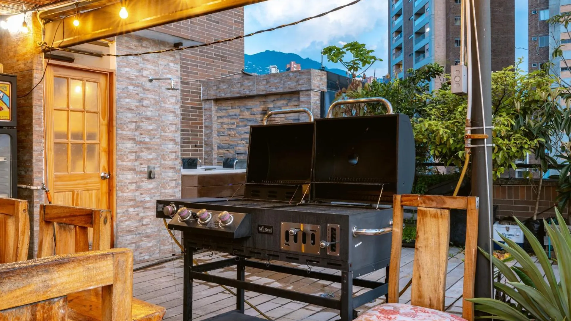 Penthouses Each With Private Sky Bar & Jacuzzi In ميديلين 0*,