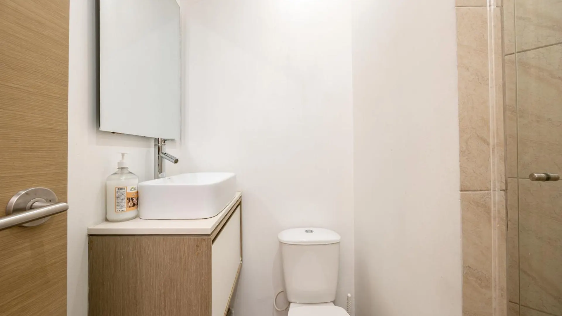 شقة Penthouses Each With Private Sky Bar & Jacuzzi In ميديلين