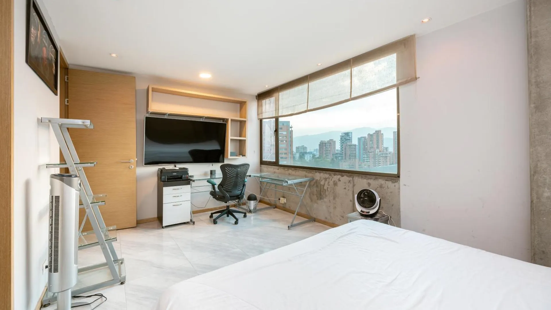 Penthouses Each With Private Sky Bar & Jacuzzi In ميديلين 0*,  كولومبيا