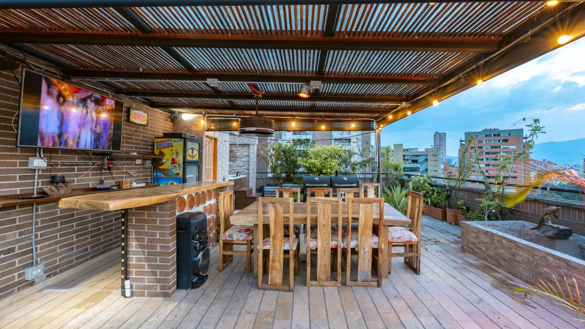 Penthouses Each With Private Sky Bar & Jacuzzi In ميديلين شقة
