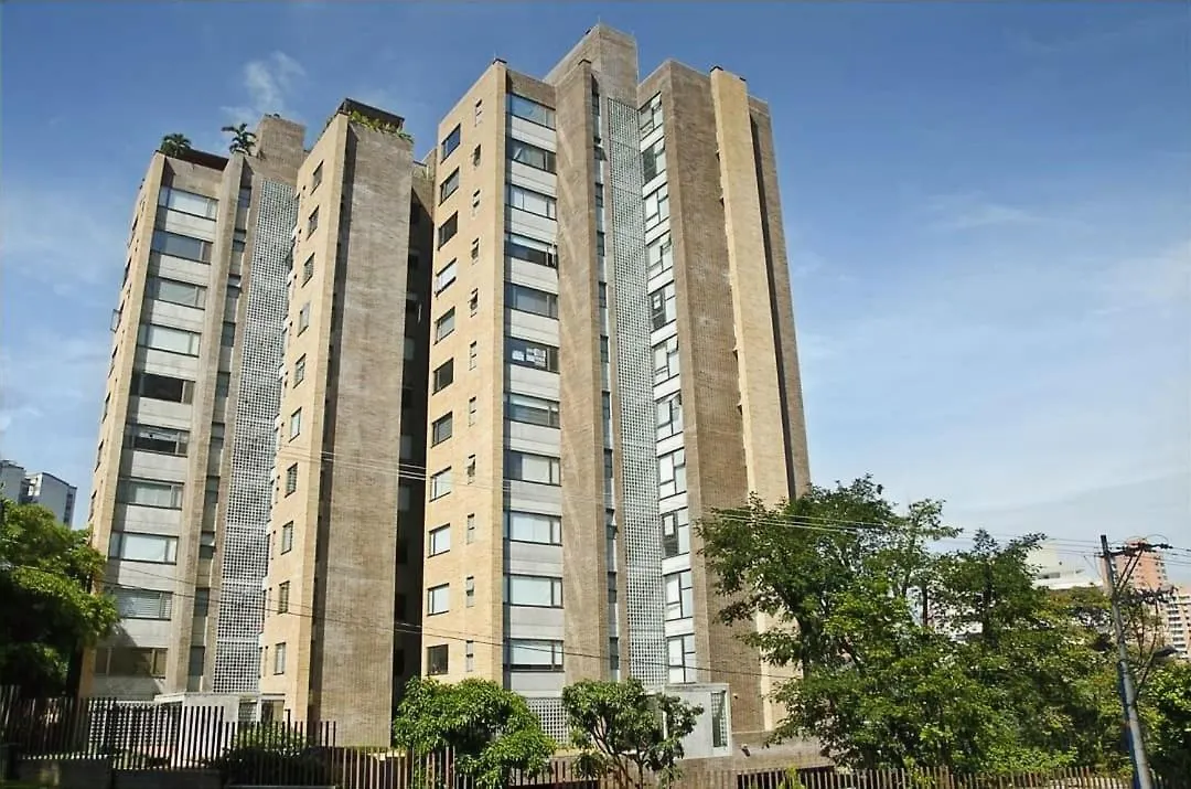 Penthouses Each With Private Sky Bar & Jacuzzi In Medellin