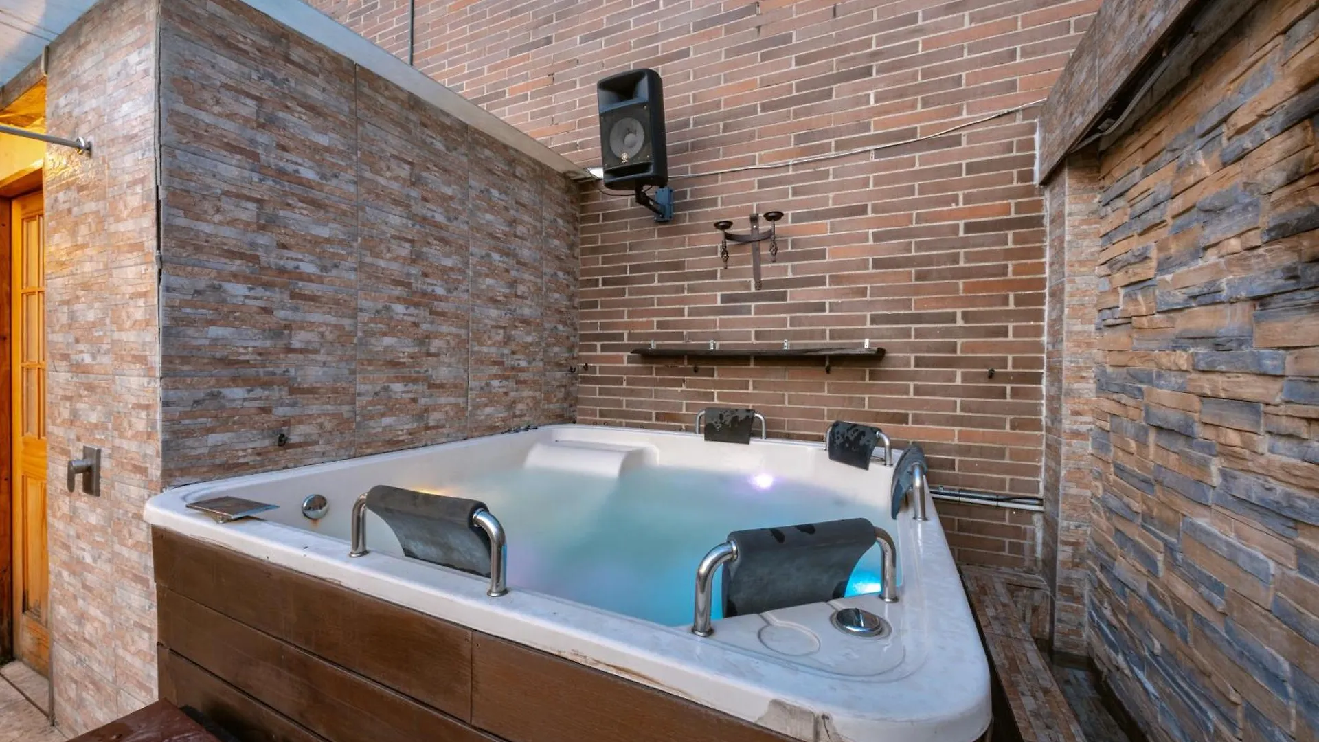 Apartment Penthouses Each With Private Sky Bar & Jacuzzi In Medellin Colombia