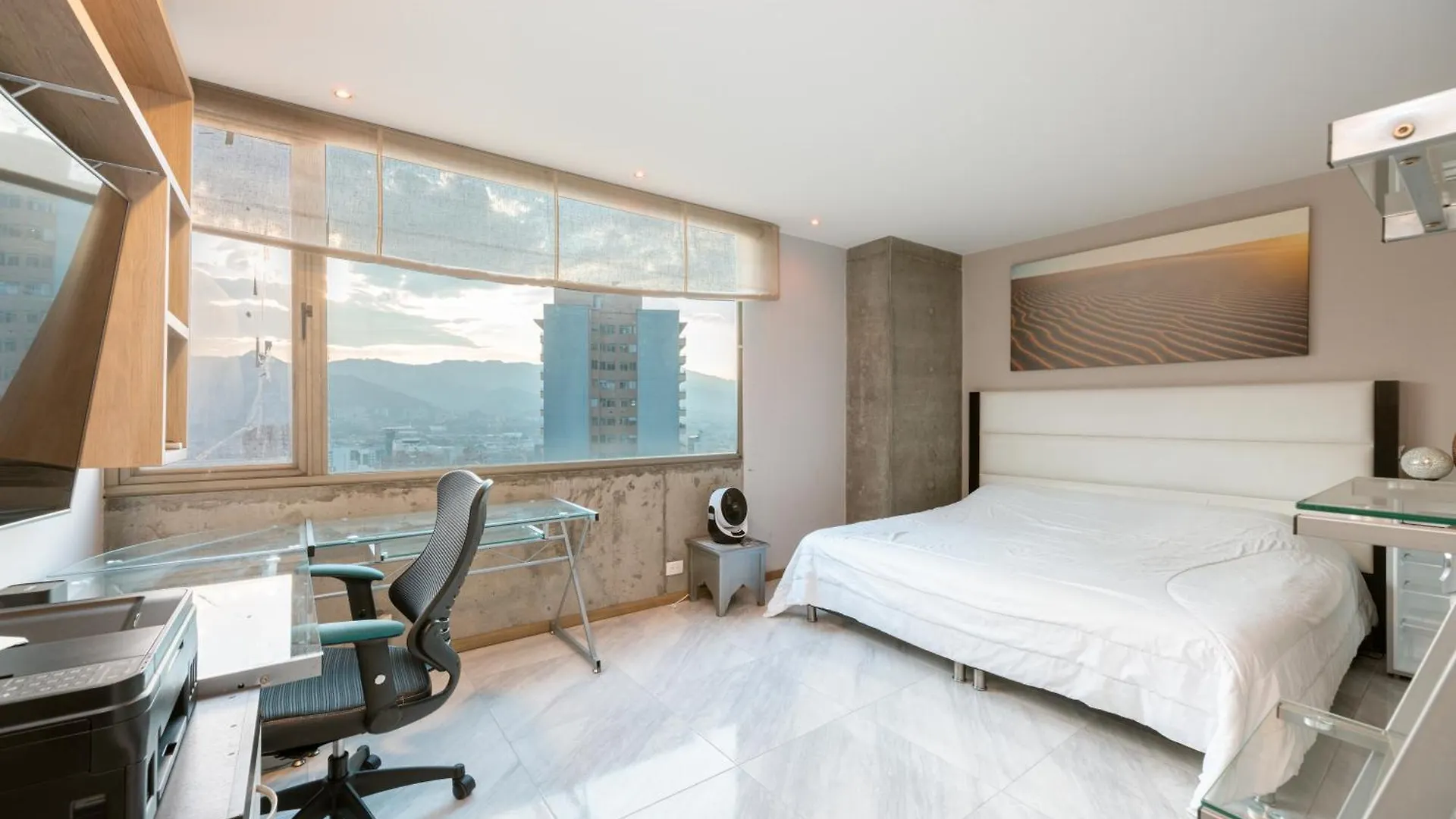 Apartment Penthouses Each With Private Sky Bar & Jacuzzi In Medellin